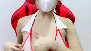 Lisa Shows Her Big Tits In Amateur Part 2