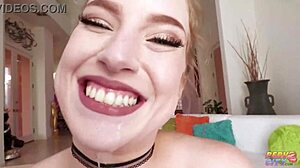 Büyük memeli Octavia Red ile ırk arası seks denedin mi?