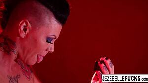 Jezebelle Bond's naughty solo masturbation