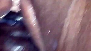 इंडियन बांग्लादेशी महिला ने टाइट चूत में डिक एक्सटेंशन के साथ तीव्र एमेच्योर सेक्स किया