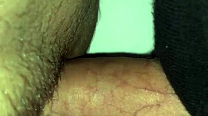 Drippinglips85, experimenta esse brinquedo e pau para diversão dupla