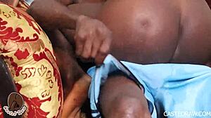 Viens de Rencontrer Cette Dame Ébène Sexy à l'Hôtel pour une Nuit Sauvage