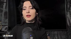 Немецкий сисси ASMR с Lou Nesbit и Lia Louise, так интенсивно