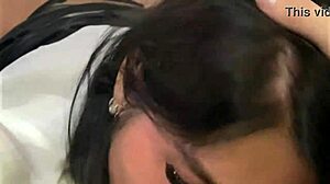 Ei, aguenta o melhor boquete dessa gata tatuada?