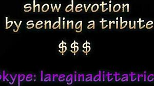 Diosa morena manda adoración en dominación fetichista con tetas grandes