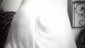 Dancing to Jamie Foxx ft Marsha Ambrosius Freakin Me