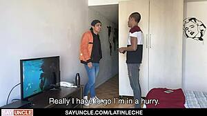 Man, fucking the delivery boy for extra cash is crazy! Latin Leche got me hooked! 😅