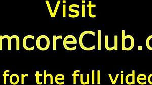 نجمة ميلف تتنيك بقوة بعد إغراء بمقدمة بطيئة أنيقة.