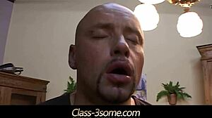 Nada Melhor que um Trio Quente numa Noite de Inverno Gelada!