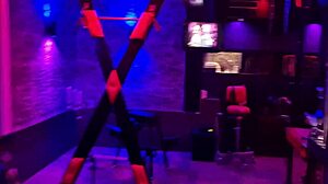 Coco de Wit behind the scenes