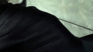 wow, flashing my cock at the mature lady in the laundry mat, she looks shocked!