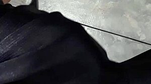 wow, flashing my cock at the mature lady in the laundry mat, she looks shocked!