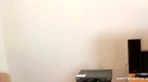 体验复古模仿中的狂野操逼和射精！😜