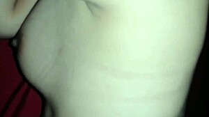 埃及辣妹弯腰，老公猛干直到内射！😍