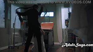 Lulu Chu, asiática de 18+, em exorcismo sexual interracial assustador