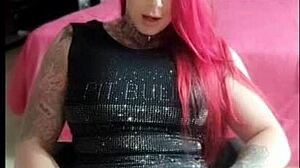 She Came Alone At Home