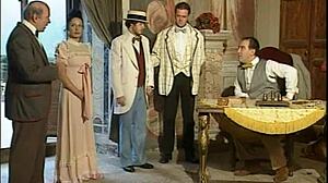 يا أناستاسيا، جاهزة لمتعة مص فاخرة في أزياء ملكية؟