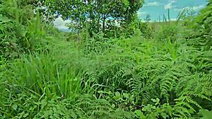 Moja nevlastná mama kričí pri šúchaní vonku v lese!