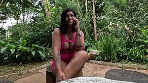 god, i crave that latina squirting in shorts at the park