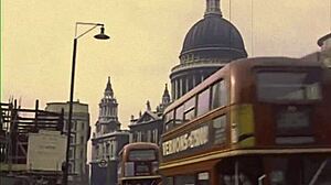 i’m hooked on this vintage hairy milf action