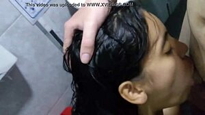 Моја колумбијска девојка гута све до краја у хотелу.