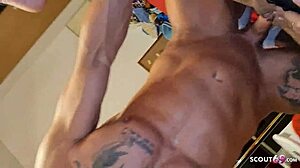 Berlinska vzhodna prostitutka posneta brez kondoma z nemškim stranko