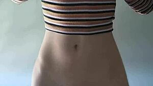 wanna see fit girl Maiskii having fun with her wet pussy?