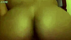 Pretty Mrs. Claus ebony babe hits 10 wild orgasms