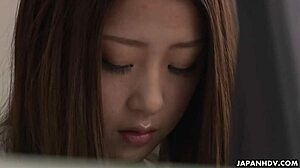 おい、鈴木さとみがオフィスレディとして無修正で激しくイク、わかるだろ？