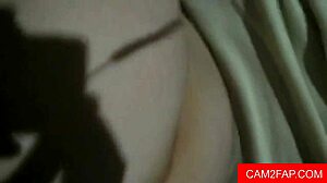 hot teen gives sexy blowjob