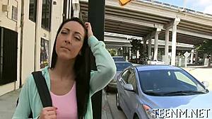 Sabrina Banks, net legaal, neukt hard voor geld