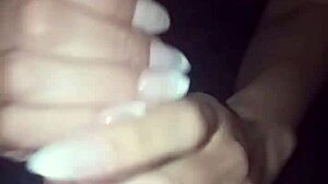 manoseo de tetas con buena paja hasta el final 😋