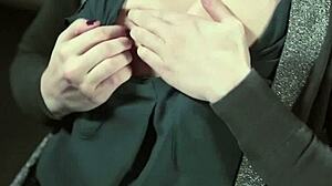 Lutro ve Lola Taylor İş Yerinde Kolye Üzerinden Ofis Takıntısı. Gizli Kamera Hardcore Eylemi Yakalıyor (ofis, hardcore).