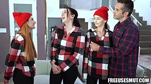 Stiefdochter brengt collegevriendin mee voor wild Thanksgiving freeuse