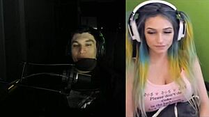 Joycgee and Trainwrecks share their live webcam show