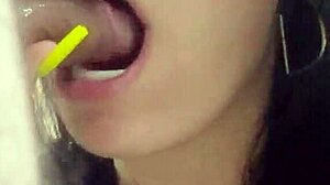 Mec, inauguré la nouvelle station-service en baisant le vigile ! 😈