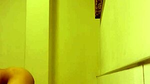 Gadis Cina Malaysia Terima Keras di Anal! Gimana Rasanya?