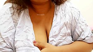 Latina Sexy Babe Shows Off Big Tits For Fun 😘