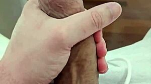 Hei, pullo on täynnä ja valmis!