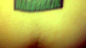 Roberto Alecxander breaks the bed