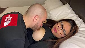 Stiefzoon Verrast Me Met Mondneuken En Zaadverrassing