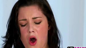 Droga, a buceta da Noelle tem um gosto tão bom que não paro de lamber! 😍