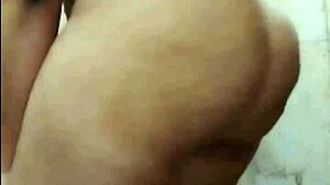 แฟนสาวอินเดียสุดฮอตช่วยตัวเองในห้องน้ำพร้อมเรื่องเซ็กส์ภาษาฮินดี