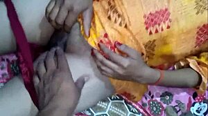 Neighbor Girl Invites for Homemade Sex on Her Bed in Village Wedding