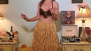 Dainty Rascal Dancing With Body Positivity And Confidence