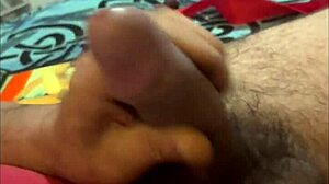 Stunning Lesbian Pussylicking in Hot Threeway Action!