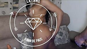 mete fundo esse pausao na minha bunda de shemale