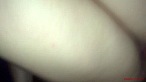 Pokorna kurva liže dupe pa jebe pičku i guta veliki kurac.