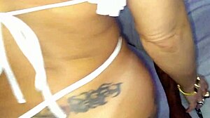 Delivery Guy Eats Ass After Lunch