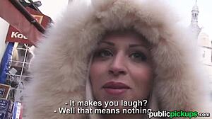 Mofos Com - Chloe Lacourt в горячем пикапе на публике